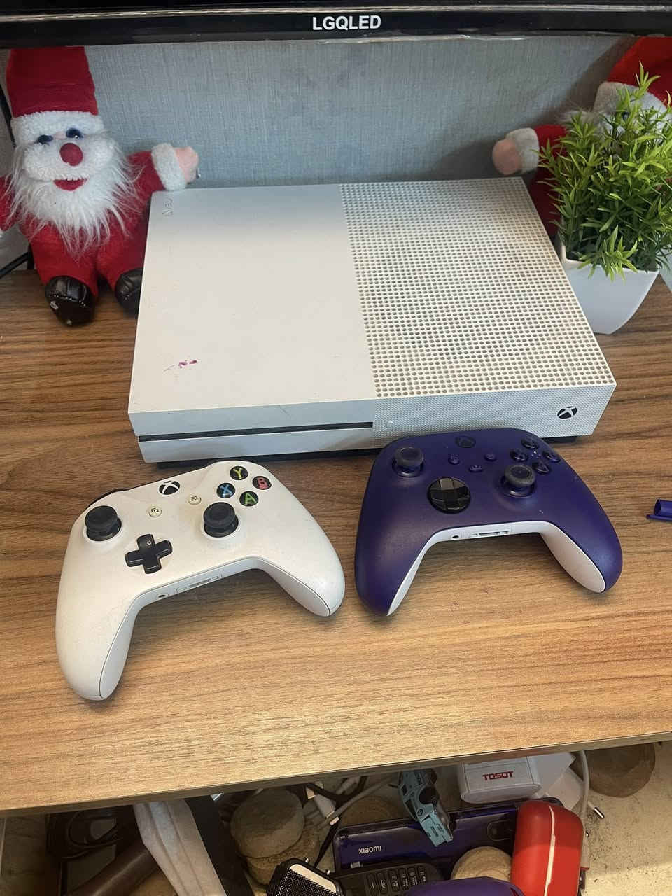 اكس بوكس وان اس ذاكره واحد تيرا جهاز نظيف مامفتوح وياه جوستكات ثنين بدون العاب
مكاني بغداد الحريه السعر 200 بيه مجال حك الجيه
رقمي ***********
