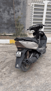 سلام عليكم دراجه ماكس ثعلب 140  المكينه مامفتوحه ولابرغير مفتوح و ناعمه و الدراجه كابريتر ابلادي كفرات ابلاديه بس الامامي انكسر عندي و بدلته و كلاجات رياضي ارقه دهن اخلي و بانزين كله محسن الدراجه نواقصها بس عداد مال سرعه بس لاغير الدراجه هندر سلف شغال نكره  …………….السعر600 وبيها مجال هذا رقمي ***********
