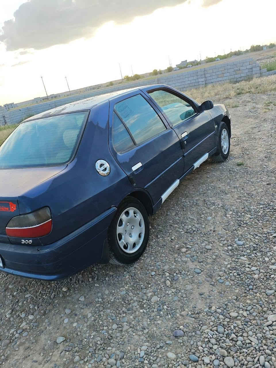 بيجو موديل 2002 مطلوبه ل شركة العامة ماندل صاحبها سنويه مابيها سياره بلاد حيل نضيفه كير محرك صدر تواير شرط جديد السعر ٢٠ وبيها مجال قليل مكان السياره قضاء العلم ***********
