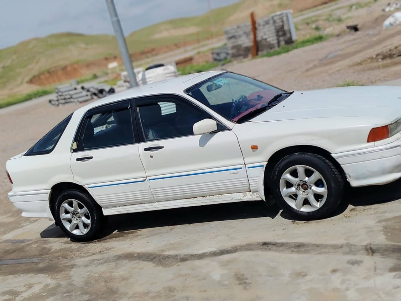 سياره مستبشي موديل ٩١
مكفوله عامله كير .محرك  كفالة عامه 

تدفئه تبريد شغاله. كهربائيات كله شغاله
سنويه مجدده رقم انكليزي  بسمي ‏
سعره 47 بيه مجال شي قليل 

‪***********‬‏. غير متواجد خاص
