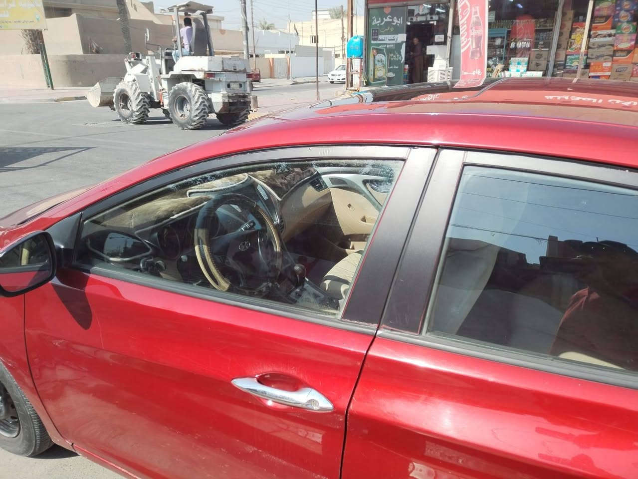 سلام عليكم سياره الانتره مديل ١٣مكينه خيط بخار تخم تاير كهربائيات كلهه شغاله سياره  مال جناي السياره خليجيه فول من عدة البصمه للاستفسار السعر ٩٥ هذا رقمي ***********
