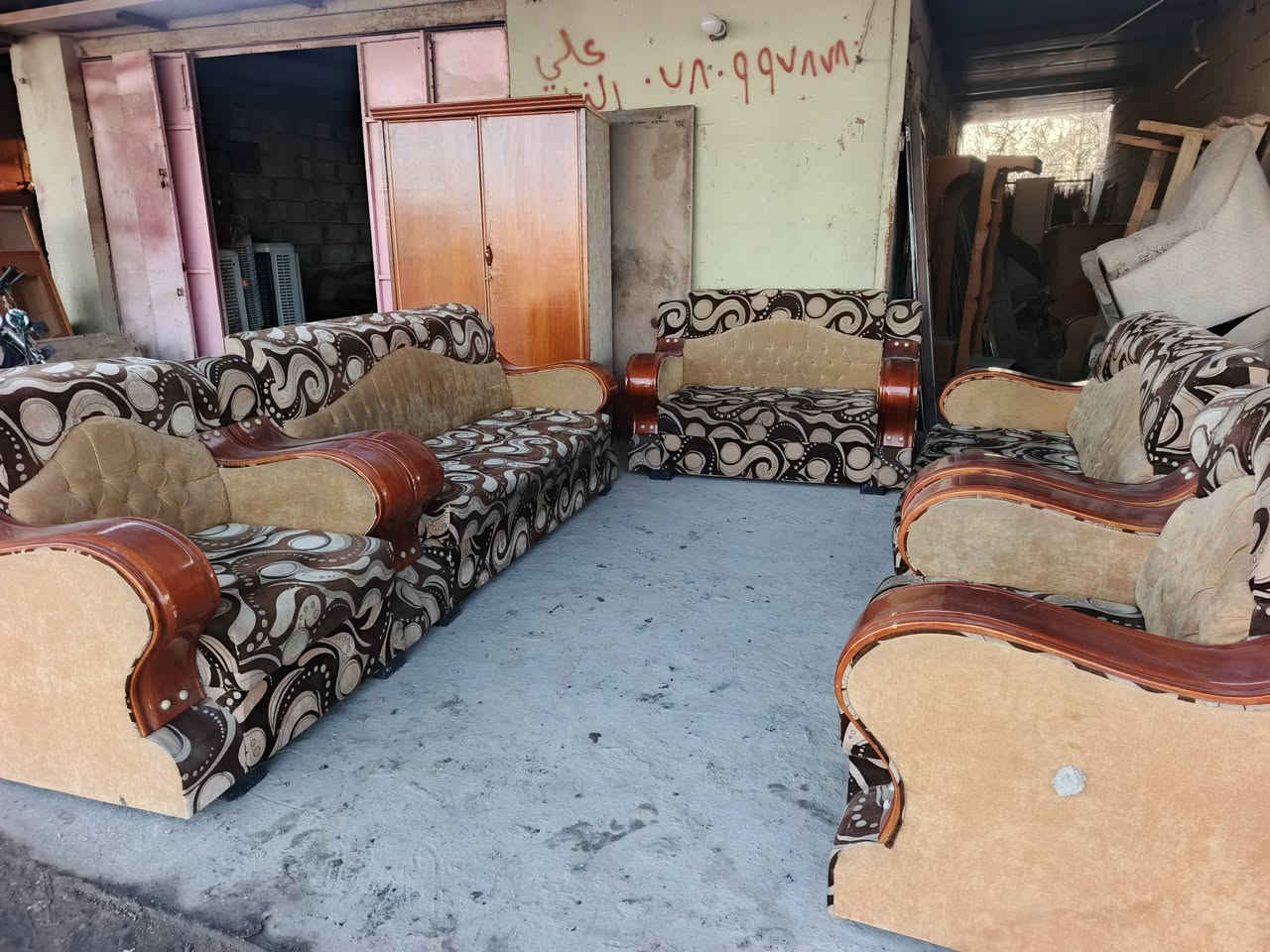 ياالله... تخم تركي 10 مقاعد نظيف كلش مابي كسر هيكل قوي وثقيل + #كنتور + قنفتين
العنوان // الحمزة الغربي __ قرب تقاطع معمل السكر 

***********
