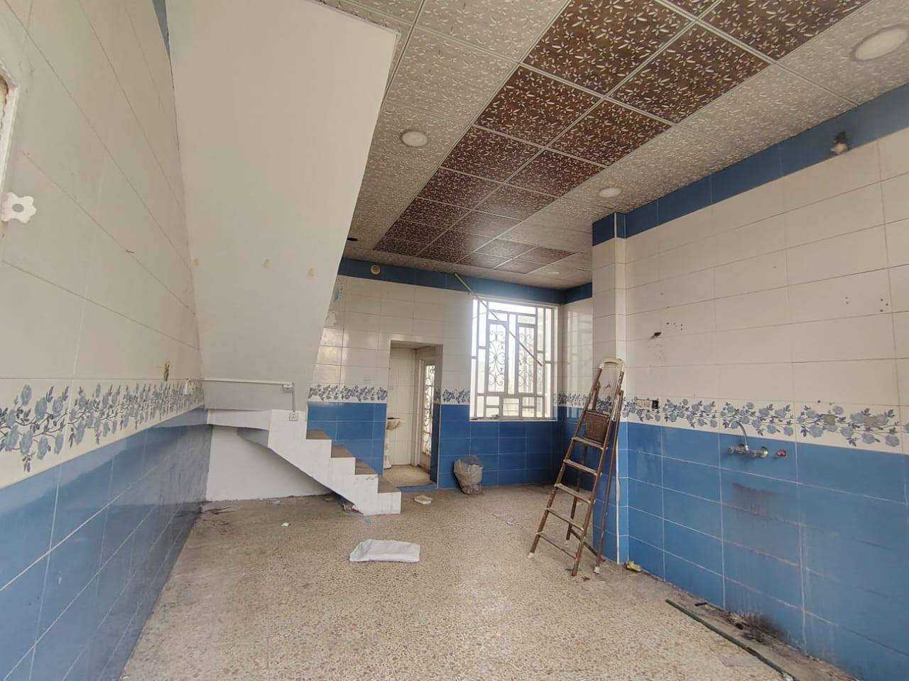 عندي بيت للايجار 100 في حي النداء شارع المكاتبب واتساب فقط 
***********
