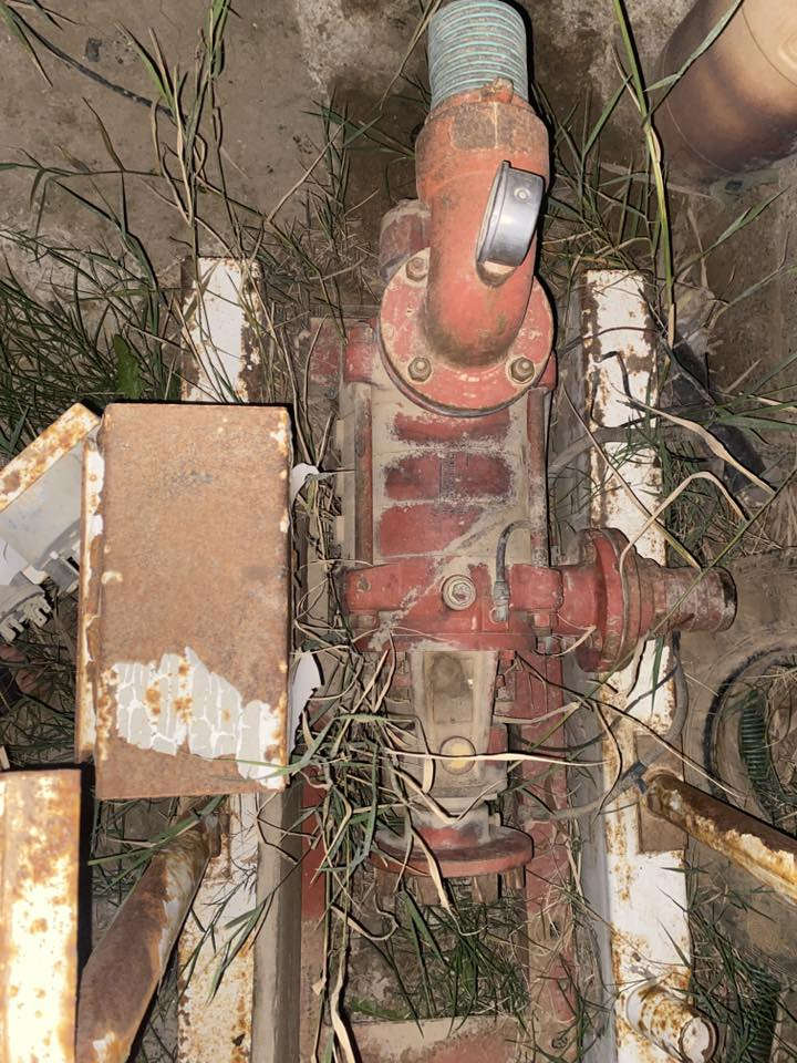 سلام عليكم
موطور هندوري شغال ما ناقصة برغي 

خنزيرة ضغط عالي 

الاتصال 

‭0782 431 9754‬
