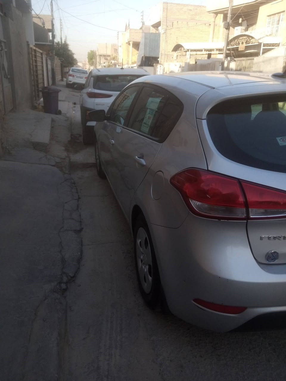 كيا فورتي موديل 18 حادثه الدعامية الأمامية فقط بدون صبغ مواصفات عادية ماشية 88000  محرك كير تبريد تخم تاير مكان بغداد رقم بغداد صور الحادث والسونار بالمنشور رايده 123ورقة للاتصال ***********

