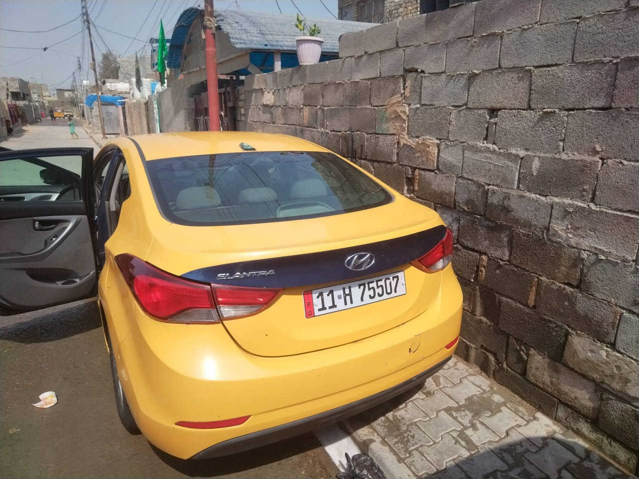 ألسلام عليكم إلنترا البيع 2016 سنويه 28 سياره جاهزه مكينه كير تبريد اكسن مكفولات ***********
