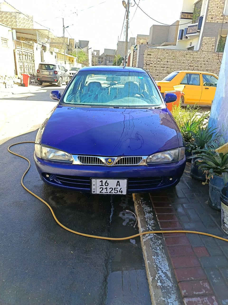 السلام عليكم برتون 2005 رقم قادسية باسمي سنوية ل 28 مكينه جديده كابريتر جديده وصبغ عام جديد سياره كاعده ب 45.           ***********
