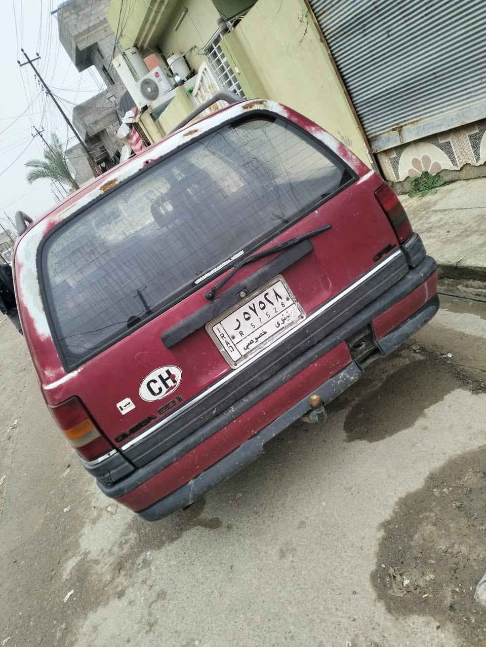 للبيع
محرك جير شرط باتري جديد تيارات جديده سياره كاعده وحلوه 
كابون بنزين سنويه خضراء 
***********
