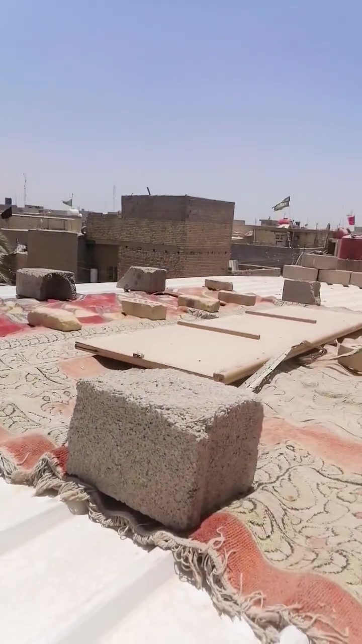 السلام عليكم للبيع جنكو مغلون قوي خمس قطع الطول ٧ امتار بدايت سبع قصور باقي التفاصيل بالفيديو ***********
