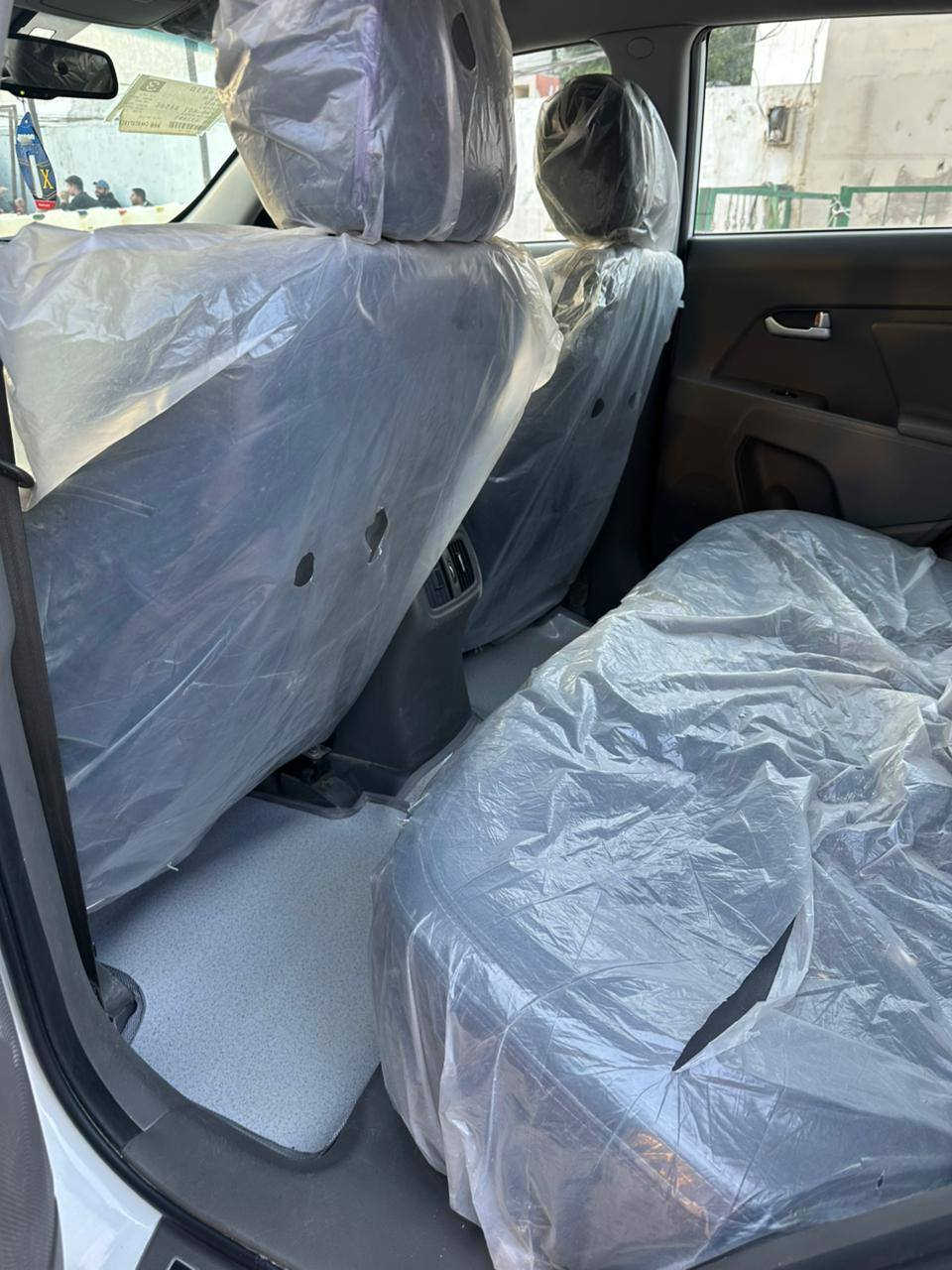 سبورتج 2016 خليجي سياره جديده بمعنه الكلمه بيه مكانين بارد بسيط السعر 163 مكاني بغداد
***********
