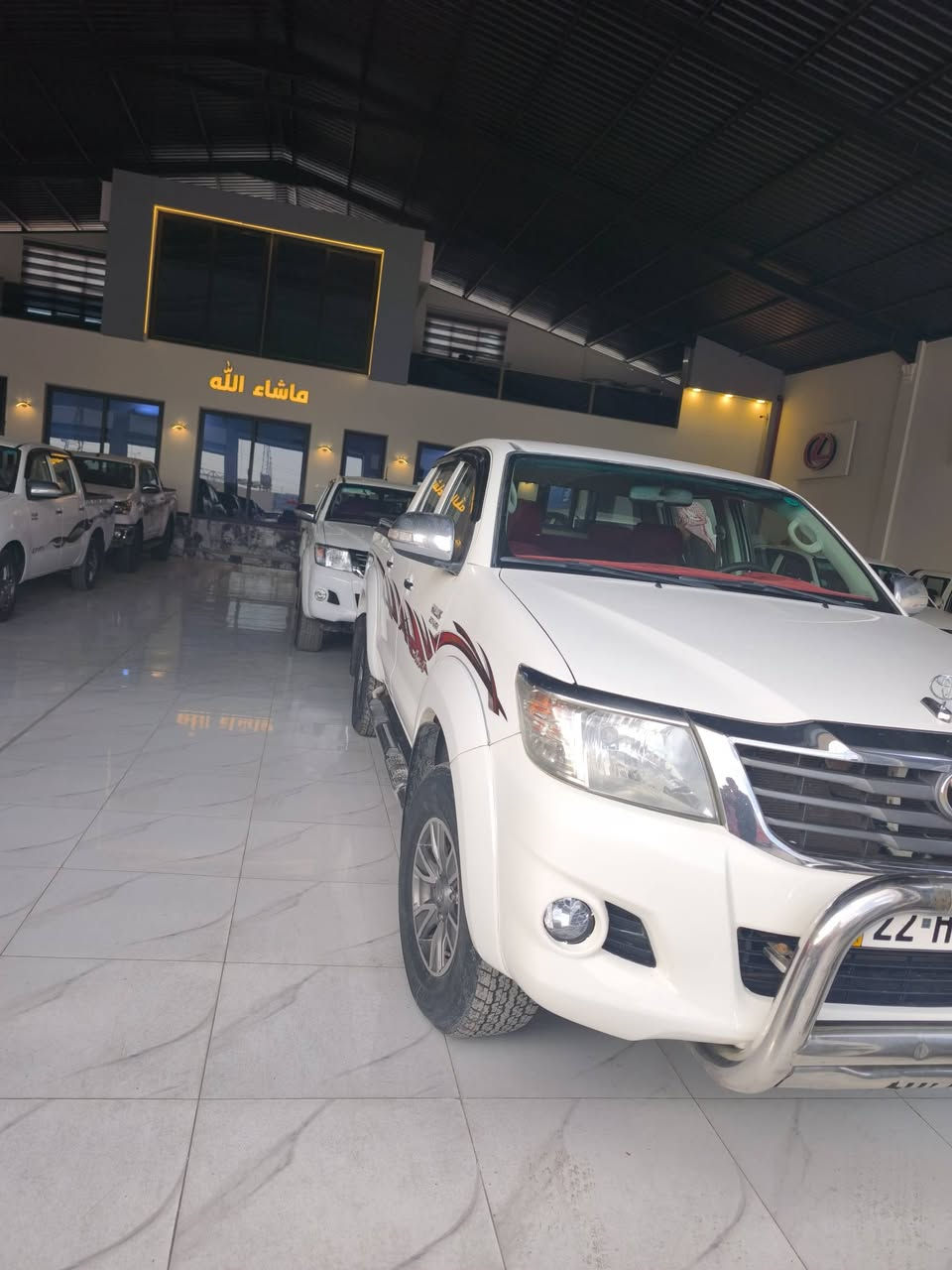 سلام عليكم بيكم هايلوكس 2014 تماتيك رقم اربيل دولي شرط التحويل السياره كفالة عامه ما بيه صبغ فقط بارد اقل من 3 اصابع شي قليل جداً جداً ماشي 210
دوشمه جديدة هوك خلفي جديد سياره جديده كفالة 
محرك فقط القبق الفوك مفتوحه مكينه كير اكسل كله شرط بدون صرف بدون نفخ
السعر 220 بيه مجال 
المكان موصل الأيمن
***********
