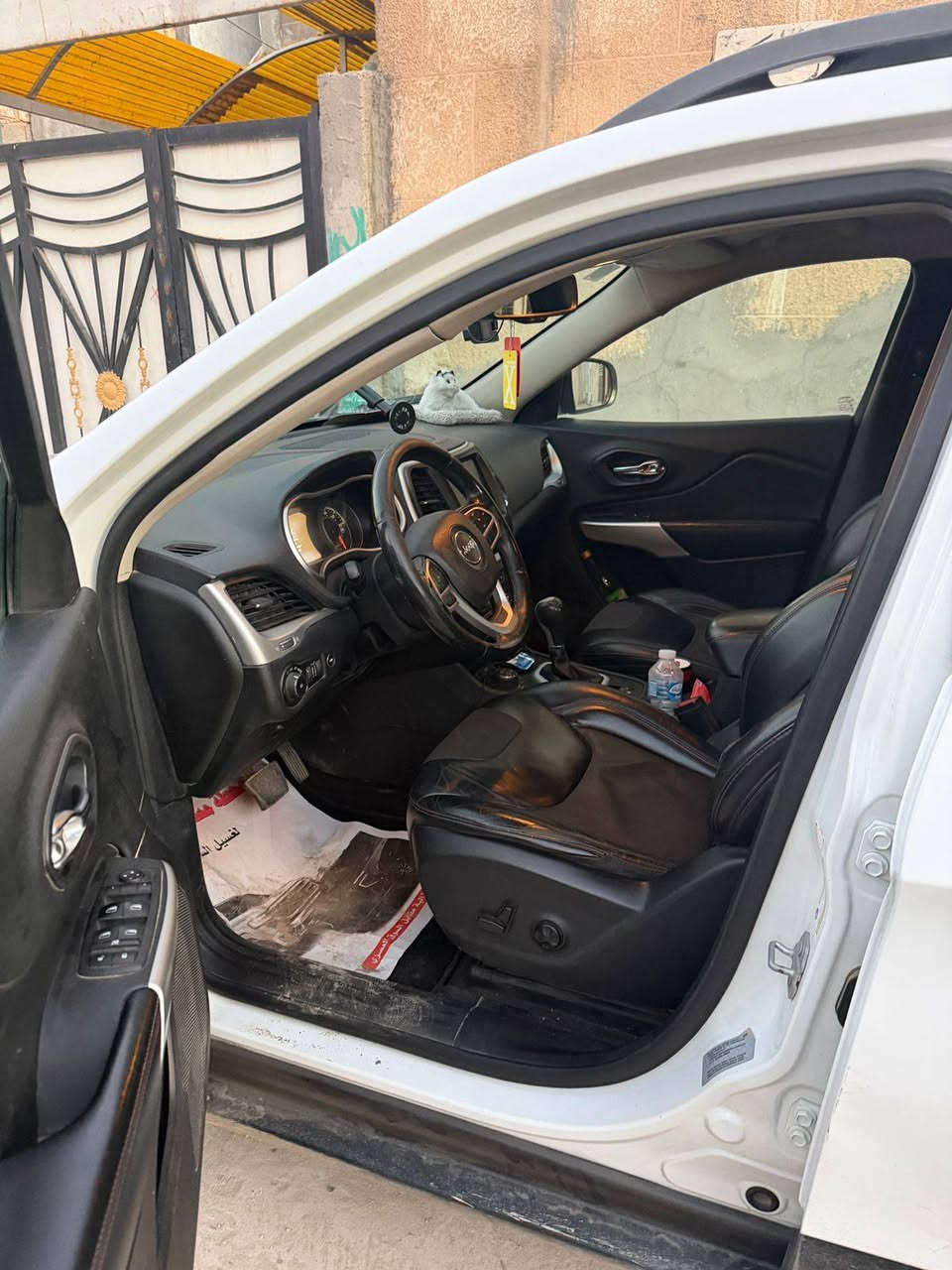 جيب بزون 17ترايل هوك حادث غرق بأمريكا
بالعراق بيه طخة خفيفة بخشم البنيد 
***********استفسار
