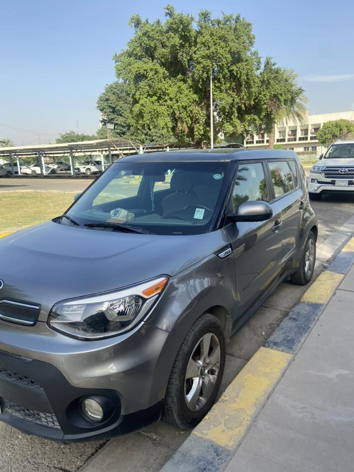 سيارة كيا سول ٢٠١٩ وارد امريكي
ماشية ٤٥ مكانها بغداد الجادرية رقم اربيل 
السعر 125$
***********
