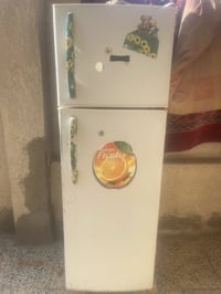 ثلجه للبيع سعر  170 الف. لاستفسار 07705588425