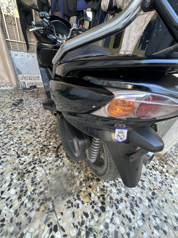 سلام عليكم فورزه 0/10 مراوس او بيع كله مكفول وبلادي ماشيه 20الف جديده وممتعوبه ماطلع بيهه للكهوه بس حماوه بلادي مسجل بلادي بس بي خلل ماعرفه شنو قبل يومين طفه لمسجل 7نمر 4تحويلات s7 مكاني زعفرانيه لسعر 19/ورقه ***********@إشارة
