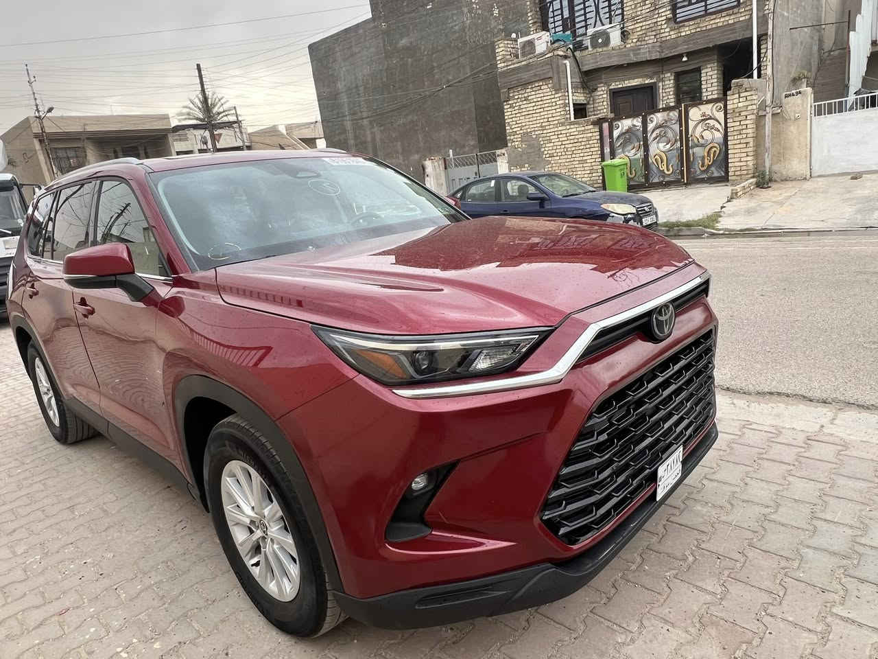 تيوتا كراند هايلندر  2024  هايبرد

مواصفات xle بانوراما

ماشيه 36 الف دخول جديد الى العراق 

فحص مؤقت (كلفة الرقم ورقتين)

بدون صبغ بارد فقط
رقم الشاصي
5TDACAB56RS001934

 7 راكب 

مواصفات 

شاشه كبيره

كامره 

بصمه  

الاربع بيبان بصمه 

دخول ذكي 

رادار امامي 

رادار خلفي 

وادار جانبي 

نقطه عمياء 

جلد 

تدفئه كراسي 

كراسي كهربائيه اماميه تحكم  

ثلاث قطع تبريد 

منفذ شحن ٦ مكانات 

شحن 
‎صندوق كهرباء 

وضعيات قياده ايكو سبورت نورمال نزول  

بردات خلفيه 

المكان بغداد -العامريه

***********
***********
اكرم الحديثي
