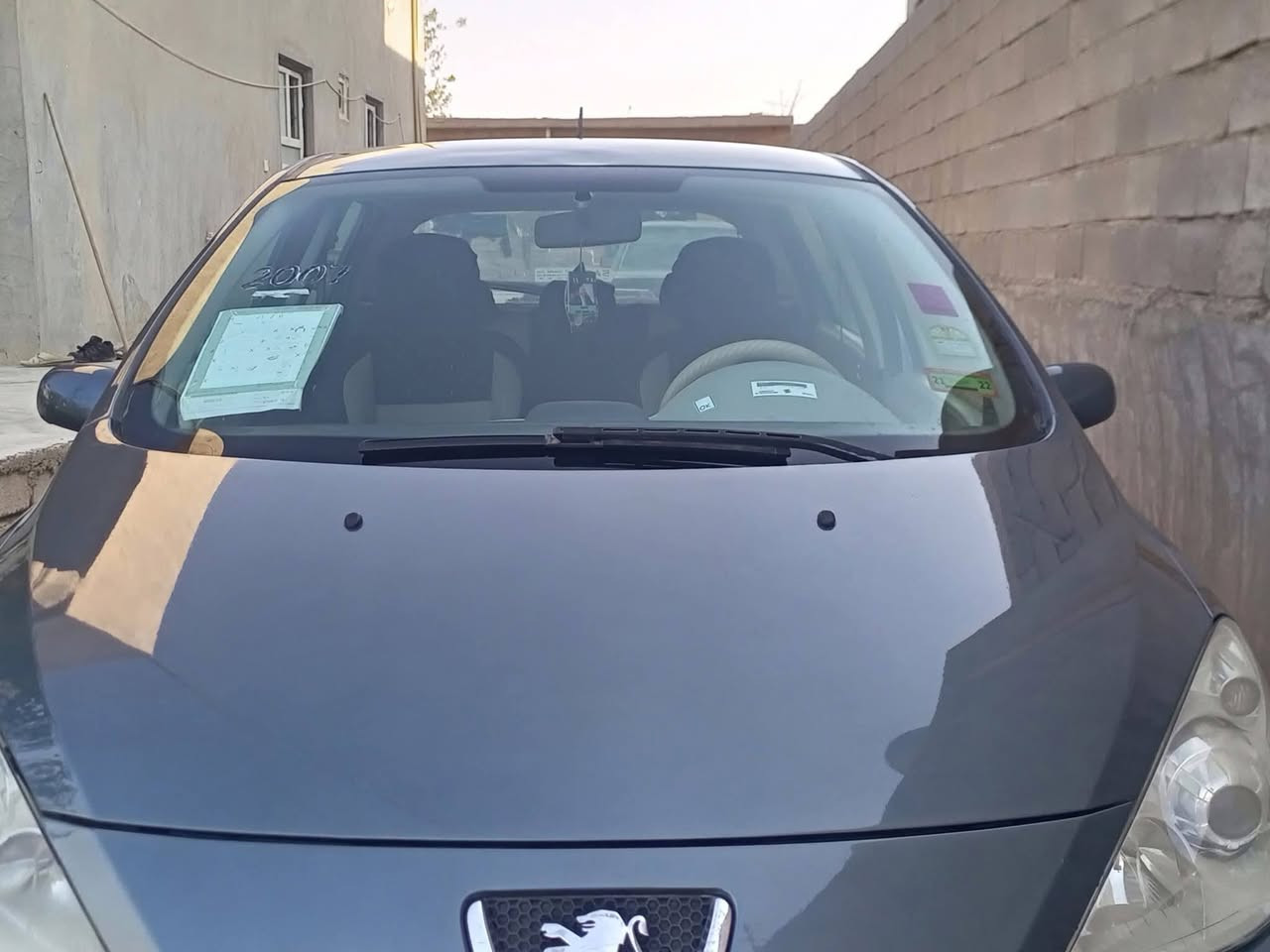 بيجو للبيع ٣٠٧ موديل٢٠٠٧ رقم اربيل دولي ٥٥ وبيه مجال الاستفسار على الرقم ***********
