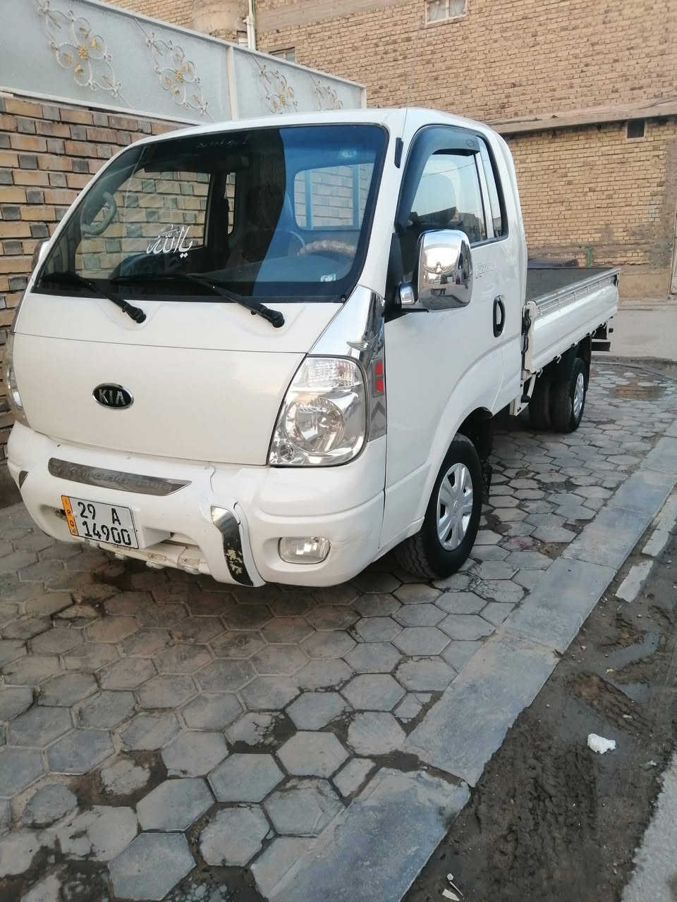 السلام عليكم كيا حمل بنكو ٢٠١٢ رقم انكليزي واسط سياره مكفول نضيفه كير مكينه حداديه كشر السعر ٩٧ رقم موبايل ***********
