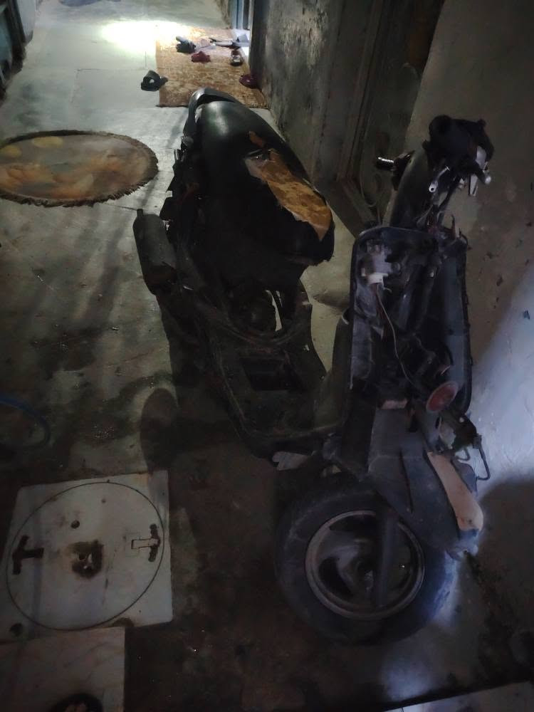 ‎بريز شغاله ابيع كوم حديد صالنصه طاكه فشكه بلادي سعر 175 عنوان طالبيه ***********‎ بغداد, العراق
