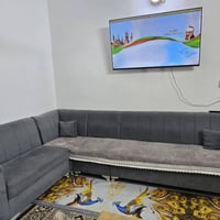 تخمين للبيع بسعر مناسب هنا ومفرشهن بس لمفرش سعره ب٥٠ ماخذته وحده ثنينه...