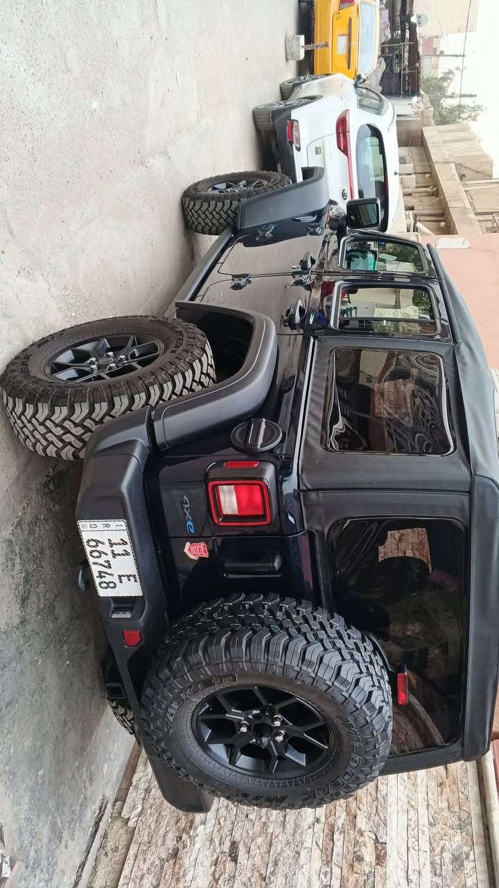 سلام عليكم جيب رانكر 25 موديل البيع جديده والله من الصور محرك 2000 هايبرد  بعده جديده اخت الزيرو هسه رقمته السعر32 يعني 3شدات وعشرين المكان البياع الرساله الهاتف ***********
