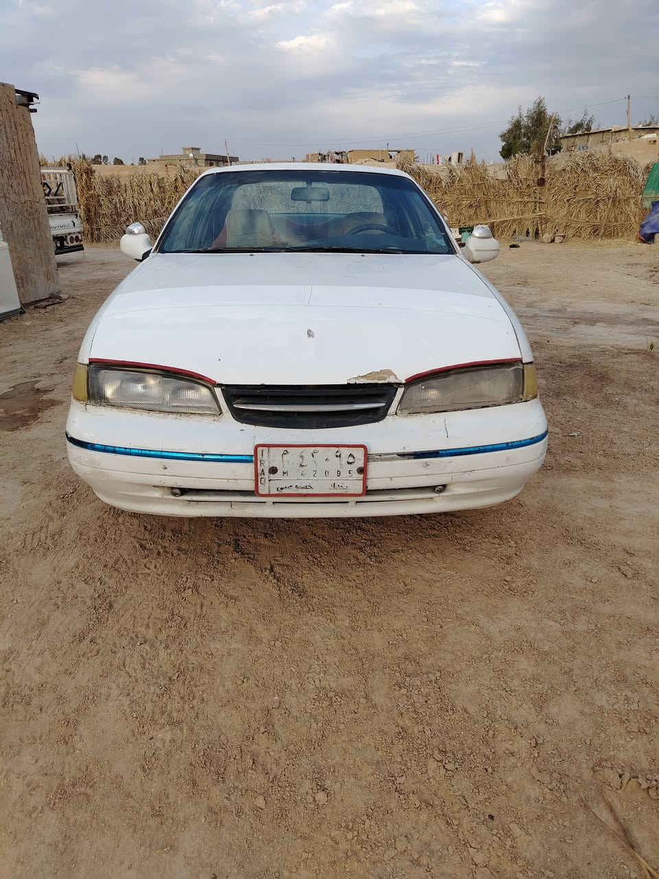 اسلام عليكم
سيارة ابرنس فراشه 
كير عادي 
محرك مفتوح  محرك مال كصة
تخم تاير 
كهربائيات كلها شغالة
موديل 1996
رقم بغداد 
بشرط التحويل 
رقم ***********
