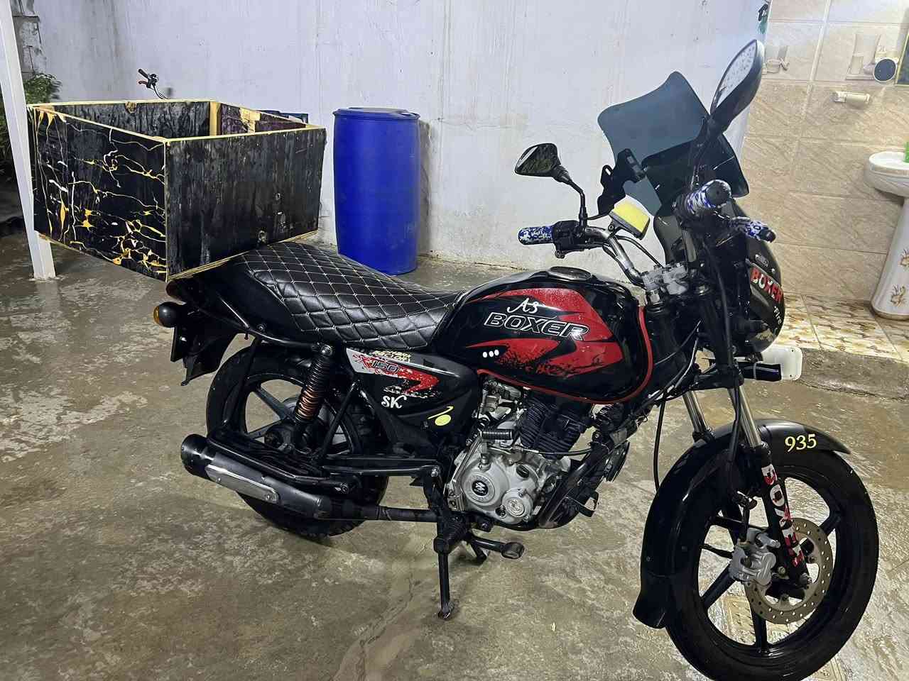 سلام. عليكم.
بوكسر.  20.  
مرقمه. نكليزي.  
تحويل. ثاني. يوم. 
اي. نقص. مابي. على. بلادي. 

***********
