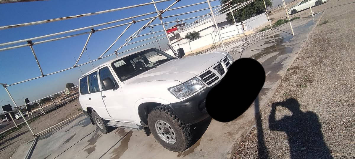 نیسان باترول  مۆدیل 2001 سنوی جدید حەدلە2030  
سیارة دعامي لدعامي مكفولة 
تحویل جنوب و شمال و  تایرات لوك***********
