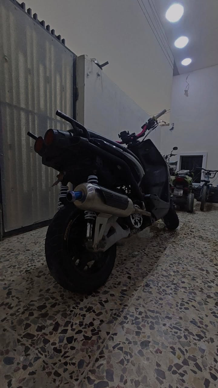 سلام عليكم دراجه سكنس جبلي دراجه للبيع سعر 400
بيه كور رياضي تتمارك 
صالنصه بوري عدل 
قباقه مال كور رياضي 
ستيرن رياضي 
يده مال بريك مال كاوسكي 
فلاوين رياضي 
تفاصيل خاص


**إذا كنت صاحب هذا الإعلان وتريد حذفه لأي سبب، رجاءا أرسل رسالة إلى الدعم الفني**
