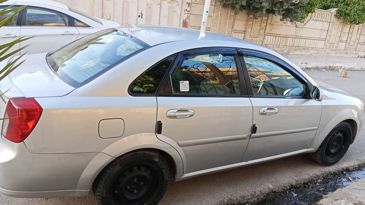 السلام عليكم
اوبترا للبيع موديل 2008
السعر 80$$
رقم نينوى 
بسمي تحويل مباشر
كابون بانزين
طخم تايرات جديد
سيارة جاهزة ماتصرف عليها
ضررها جاملو اليمين مصبوغ 
البوند امبدل اصلي نفس اللون
بيها شاصي شبر داخل جهة اليمين 
رقم الهاتف.
***********
