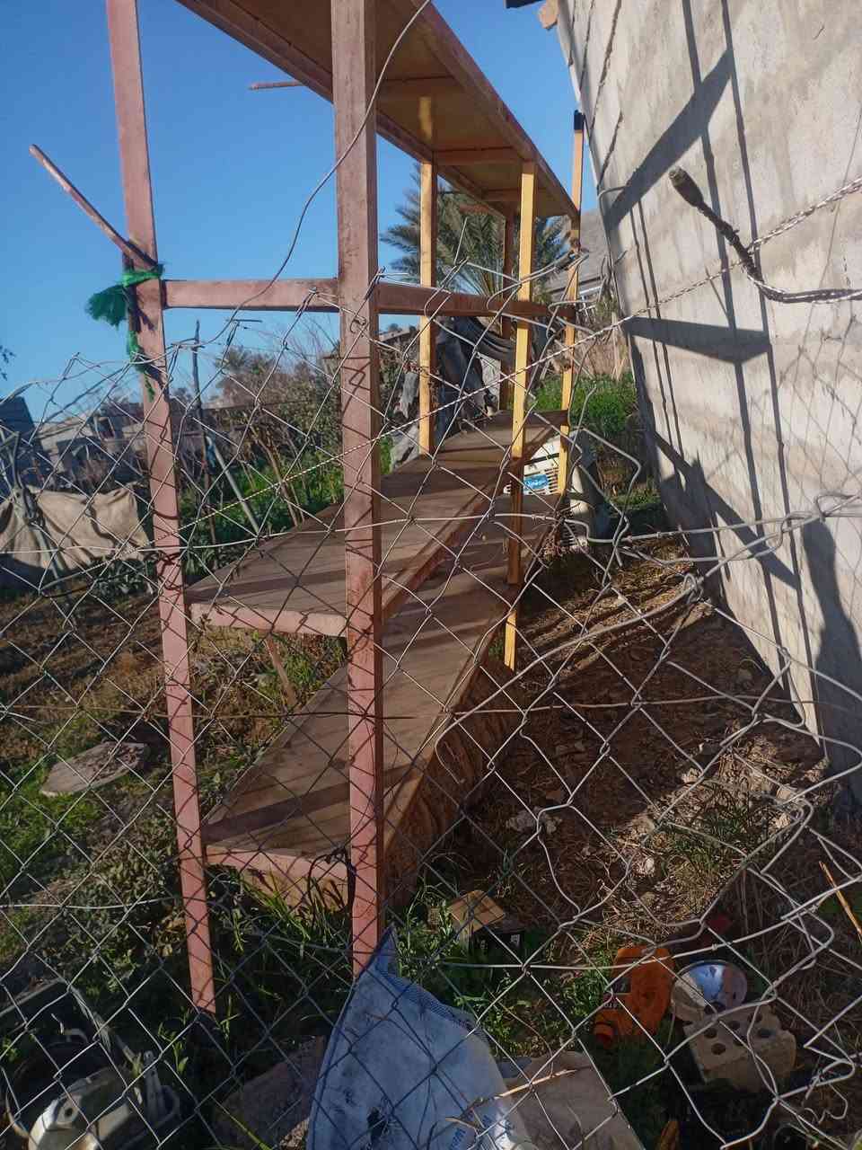 سلام عليكم راف حديد للبيع السعر 200
 رقم الهاتف ***********
