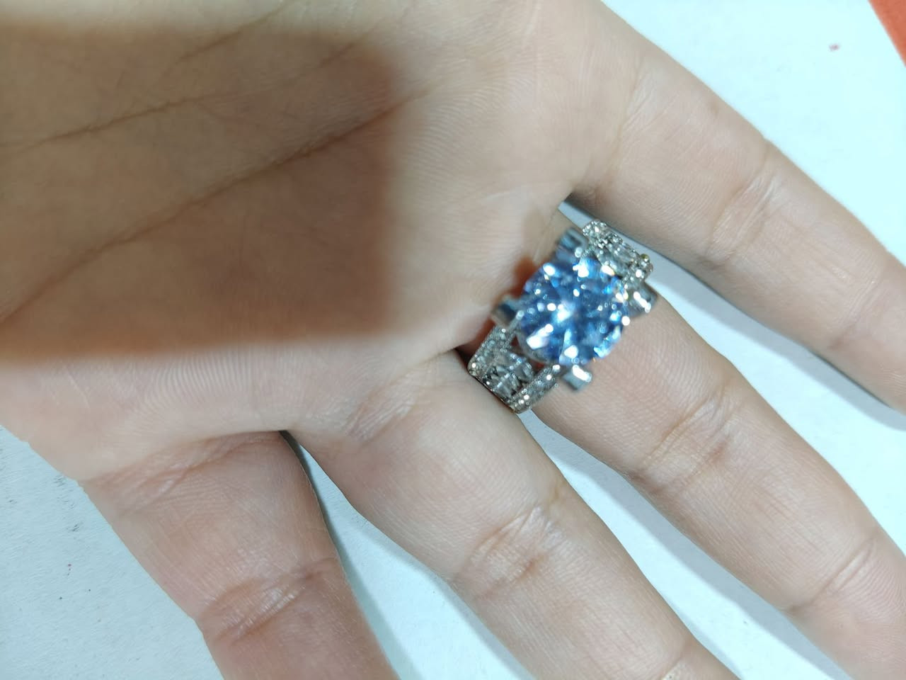 السلام عليكم خاتم مختوم بهذا الشكل يلبس 19/20
سعر 15مع توصيل


**إذا كنت صاحب هذا الإعلان وتريد حذفه لأي سبب، رجاءا أرسل رسالة إلى الدعم الفني**