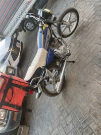 ايراني موديل ٢٣ دراجة تخبل وخير من الله نقصهة جاملغ امامي فقط دراجة مر...