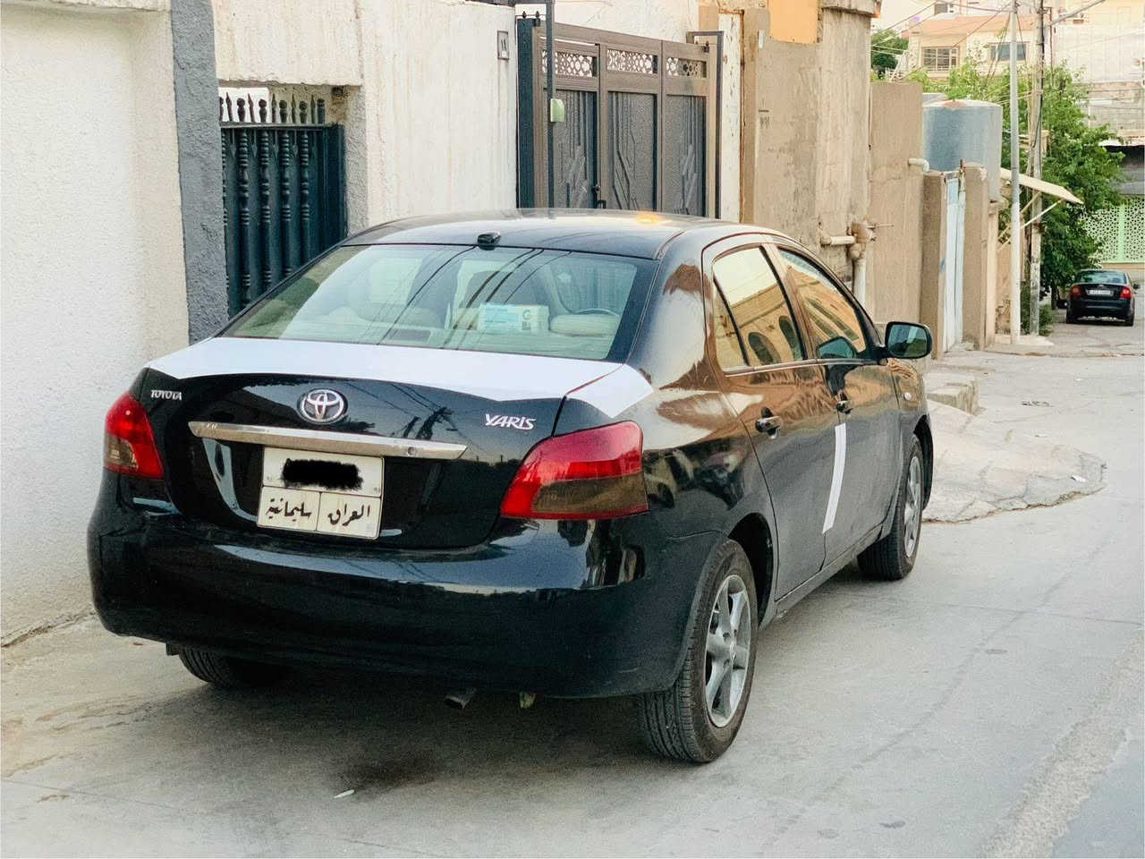 تویوتایارس 2008توماتیک
مکینە گە ورە 
گێڕ ومە کنە بە شە رت 
تە قە ورە قە بە شە رت 
سێ پارجە بێ ناو گرتن
پشت و پێشی کە پس
فول موسفات 
شوین سلێمانی 
***********کۆرک وتس ئە پ أربيل, العراق
