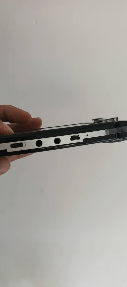 جهاز العاب بهذا الشكل انطيني سعر زين و بلعافيه عليك


**إذا كنت صاحب هذا الإعلان وتريد حذفه لأي سبب، رجاءا أرسل رسالة إلى الدعم الفني**