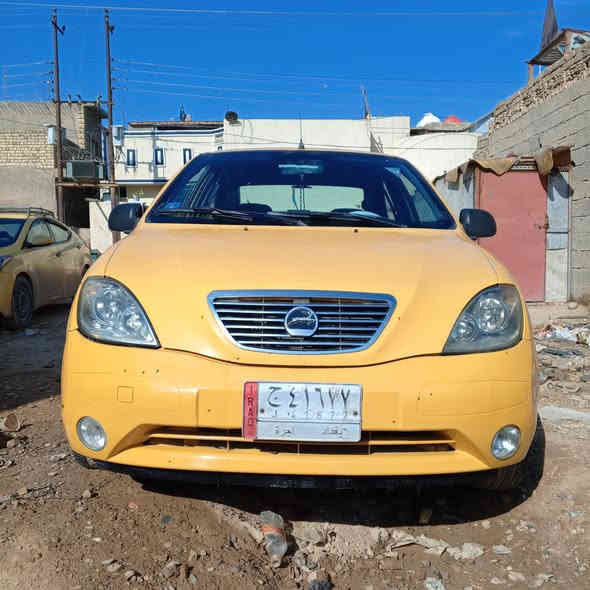 السلام عليكم من رخصة الادمن طيبه 2015 بيع او مراوس سياره لاضربة ولا صبغ ولا تبديل بيه تكحيل بلهالال الامامي بدون ضربه بسمي مصفرة هيئةوغرامة رقم نكليزي باقي بس على الاستلام محرك وكير خير من الله  تدفئه تبريد ثلج صدر تخم تاير  نضيف وعدي زوج جدد بعدني ماشادهن كهربائيات كلها شغاله سياره ماناقصه شي كبل للشارع مال على باب الله  دواخله بجيس سياره نضيفه ب42 وبيه مجال مكاني بغداد ***********
