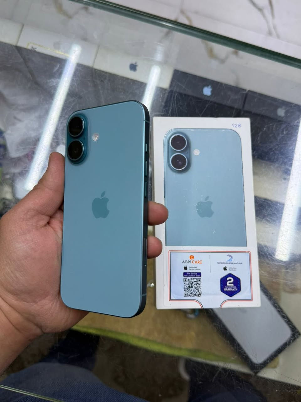 ايفون 16 ضمان ABM شرق اوسط
بطارية 100 مستخدم قليل جدا
ذاكرة 128 وملحقاته كاملة نظافته ١٠٠/١٠٠  
((( السعر ادخلي خاص اكتبلي تم ويجيك السعر مباشرة هيج لون مميز  🌚🩵 )))
وشعندك للبيع او مرواس او تشتري كلشي نستقبل راسلني عالخاص عنواني النجف 
*********** رقمي هذا للاستفسار
