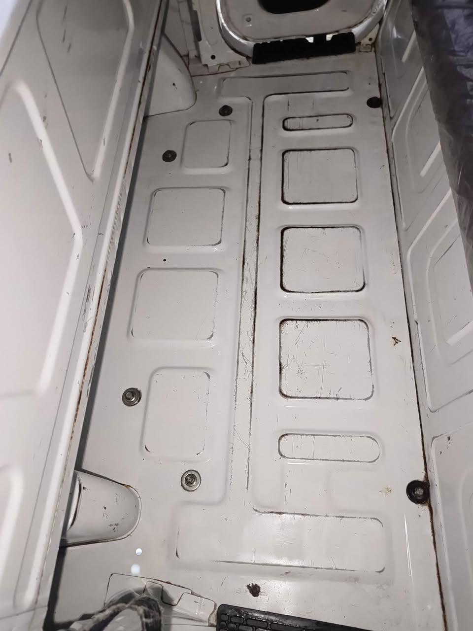 سلام عليكم تكتك موديل 2022/11 ...تكتك مكفوله من ضربه والصبغ كدام عينك نضافه 97% يعني كشر مكفول ماعدا الدوسه الوره بس الجوه السوده معمره ..الدوسه الاماميه بعدها بلاديه  باقي قطره صبغ ماكو مكينه  بس مبدل زنجيل ترايها مال زيرو اشتريناها وصارعدنا  ضرف وحتاجينه وريد نبيعها.مكاني بغداد (الجديده الأمين الثانيه المعلمين سعر 9 ملايين) لاستفسار ***********
