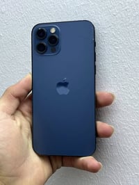 آيفون 12 برو • ١٢٨ • كسر خفيف بالضهر