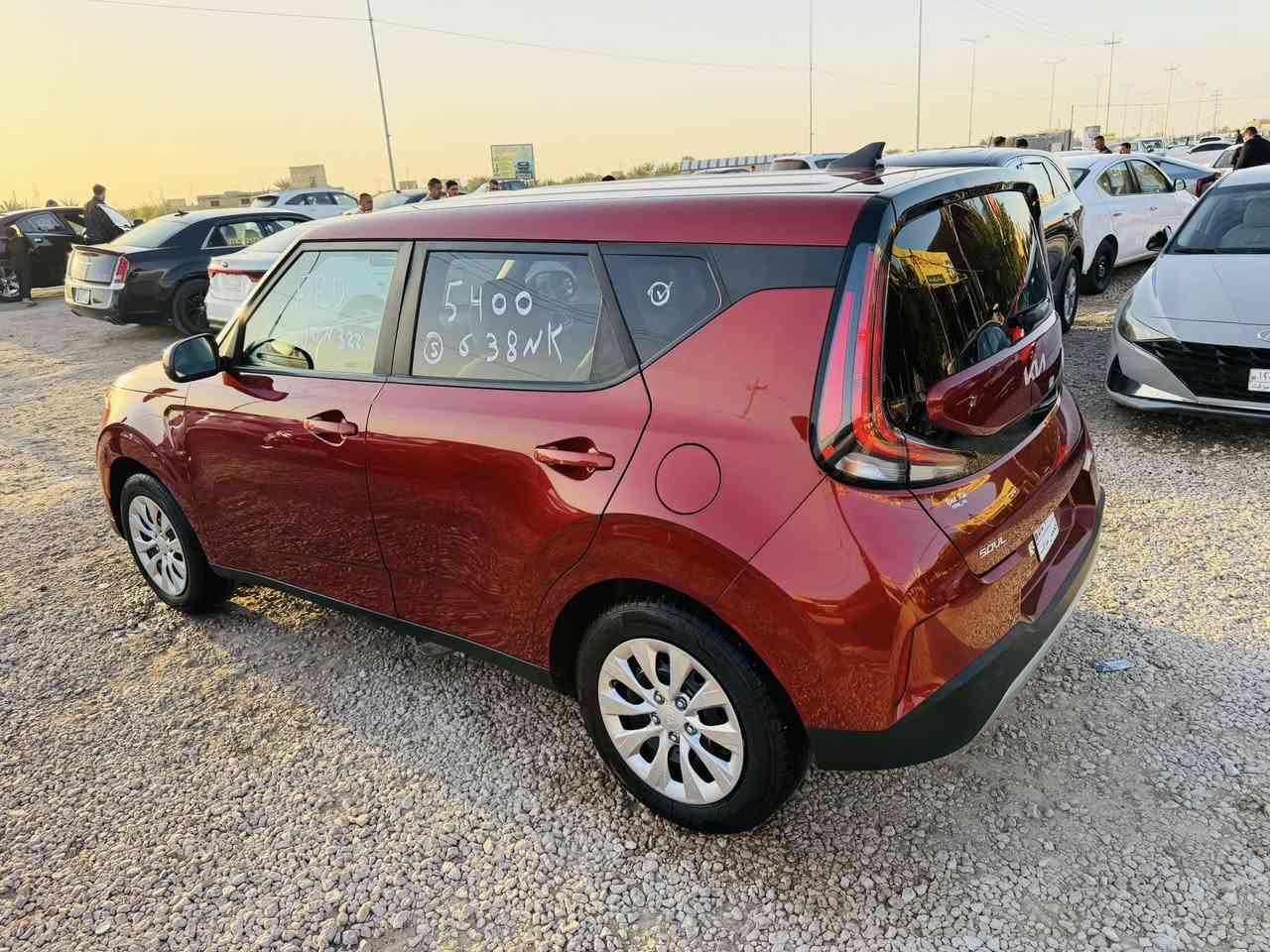 #رمضان كريم كياصول موديل 2023 بدون رقم 
منفيس بسمي تترقم جميع محافظات بدون تبديل 
اي قطعه فقط صبغ جاملغ خلفي مكينه 2000 ما
ماشيه 19 ميل موصفات واضحه حجر رادار شرط 
كفاله السعرب 140$ موجود المثنئ الرميثه معرض 
الخليج العربي شارع عام تفاصيل وتساب بيع نقدا فقط
 لون مشمشي 😉***********
