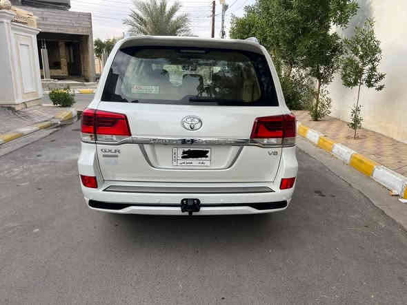 للبيع لاندكروز 2016بريم اصلي GXR. V8 4600 
رقم بغداد تحويل ثاني يوم السياره كفاله عامه عدا صبغ دعاميه خلفيه فقط والباقي مكفول لابارد ولا صبغ السياره فول مواصفات مكاني الانبار الرمادي 
سعرها 475وبيها مجال 

***********
