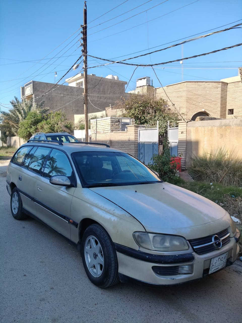 اوبل بزون موديل 96
كير عادي محرك جديد مال كصه السعر 33 وبيها مجال بغداد المدائن رقم مبايل ***********
