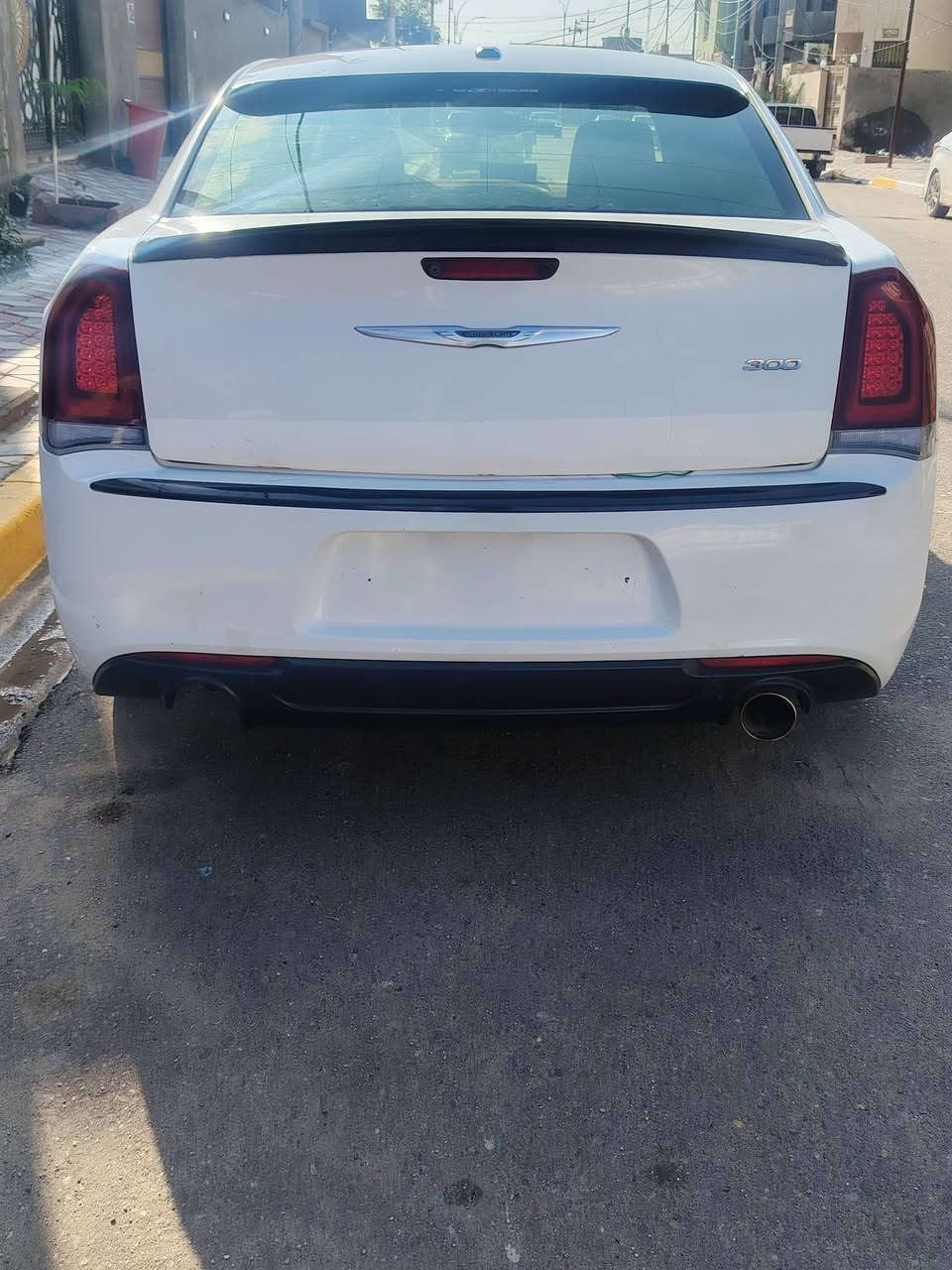 سلام عليكم اوباما 2014 محدثه2023 srt كامل حته شاشات محدثه  داخل جلد اوف وايت سستم داخل كاربون فايبر دحايه دوس سبايدر دفيوزر خلفي كله كاربون ويل20عاكسات لد سموك مري باتمان يدات بوب كاربون بنيد3. فتحات منضومه زنون كامله سياره بشرط تجي كلب اذا لكيت شخط حته فلوس تكسي عليه سياره مال جنيان وشرط مشتغليها شغل يخبل ارقام اربيل انكليزي دولي وسنويه على شاصي شرط ارقام اصلي معمل محرك3.6 سته سلندر طلقه سياره تبريد ثلج شرط سياره كلوب واحد بالدشبول ممشتغل  كصه جنطه شغل يخبل مكان دوانيه قضاء الحمزه ***********
