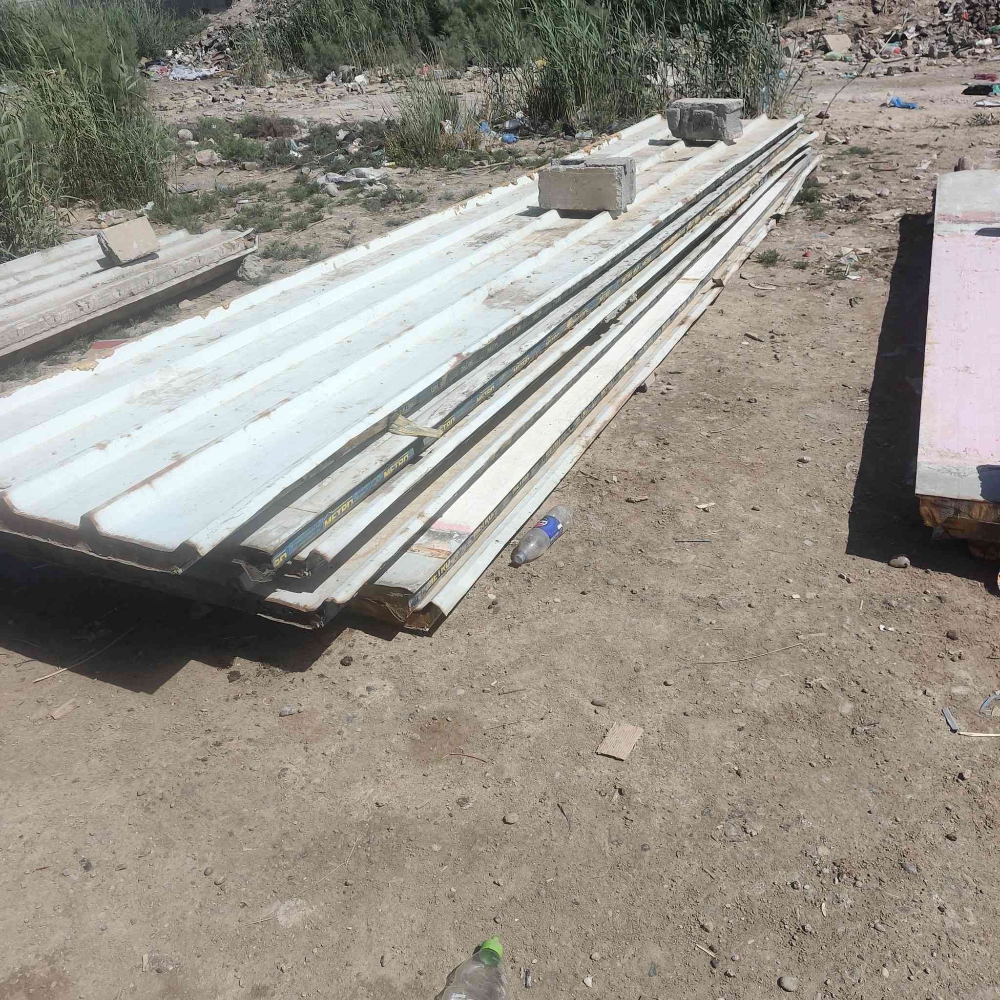 قياسات 6عدد طول 6متر
مع 3قطع طول 5متر 
مع 5قطع طول 3متر 
سعر المتر 9الف وبيه مجال بسيط 
سكن بغداد الصابيات قرب جسر الدوار 
***********
***********
