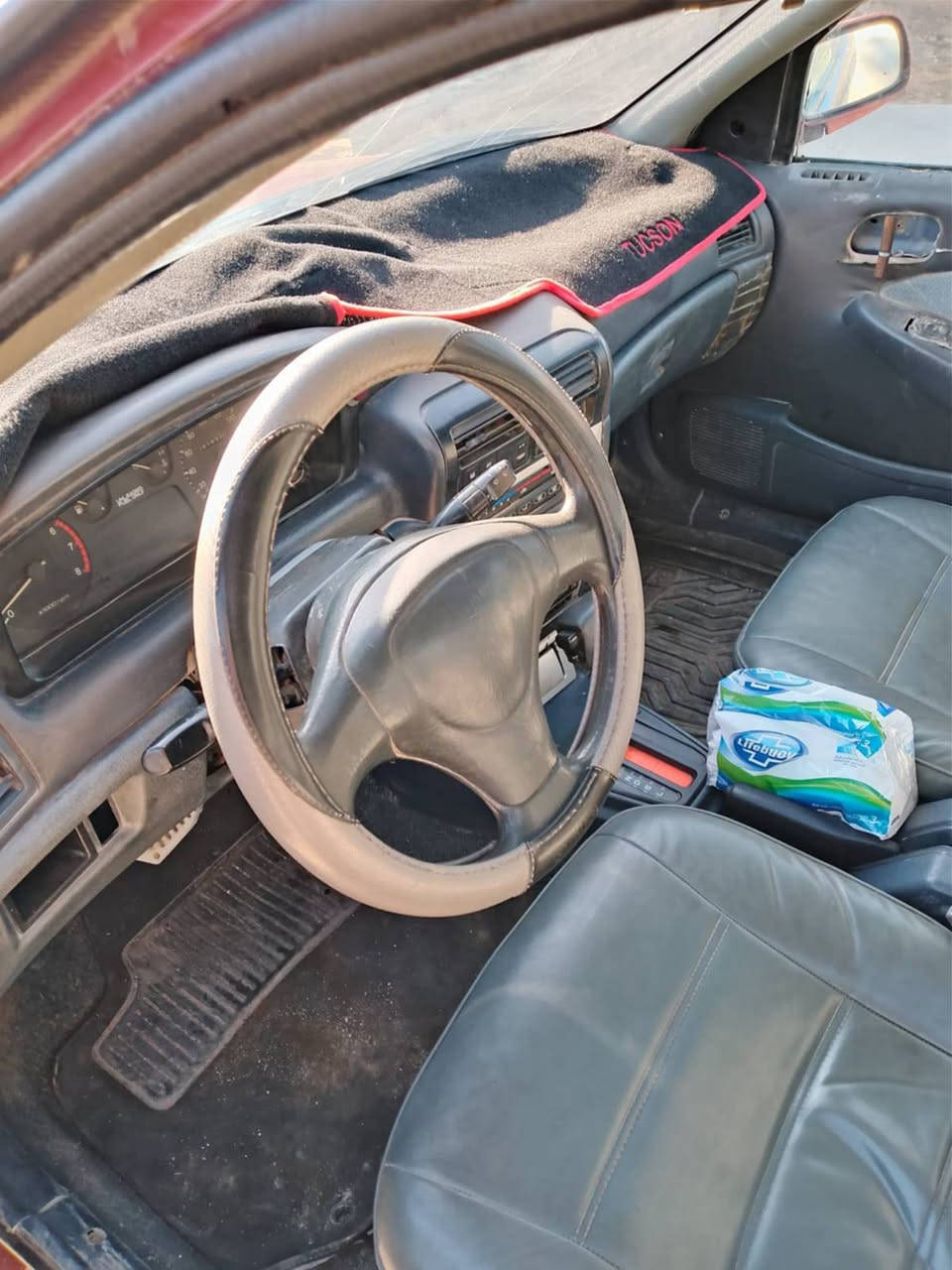 سياره سيفيا 94 رقم انبار محرك مفتوح كير اوتو 
المحرك بي تبخير بس سيارة تمشي ترايها حلو شغل واطلع  سعرها 25 بيها مجال المكان رمادي اي الاستفسار واتس فقط *********** @إشارة
