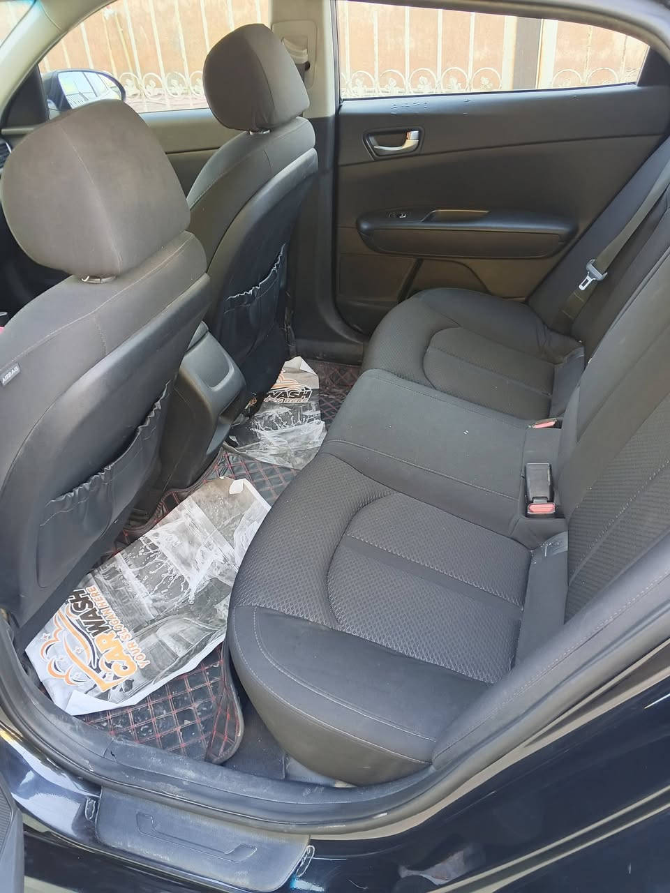 سلام عليكم اخوان من رخيصة الأدمن 
كيا اوبتيما للبيع موديل 2016 محرك GDI 2400 حادثه فقط بونيد صور الحادث مرفق بل صوره تحكم استيرن كير محرك شرط صدر امامي خلفي جيد 
سعر 115 او بي مجال قليل
للاستفسار: ***********
