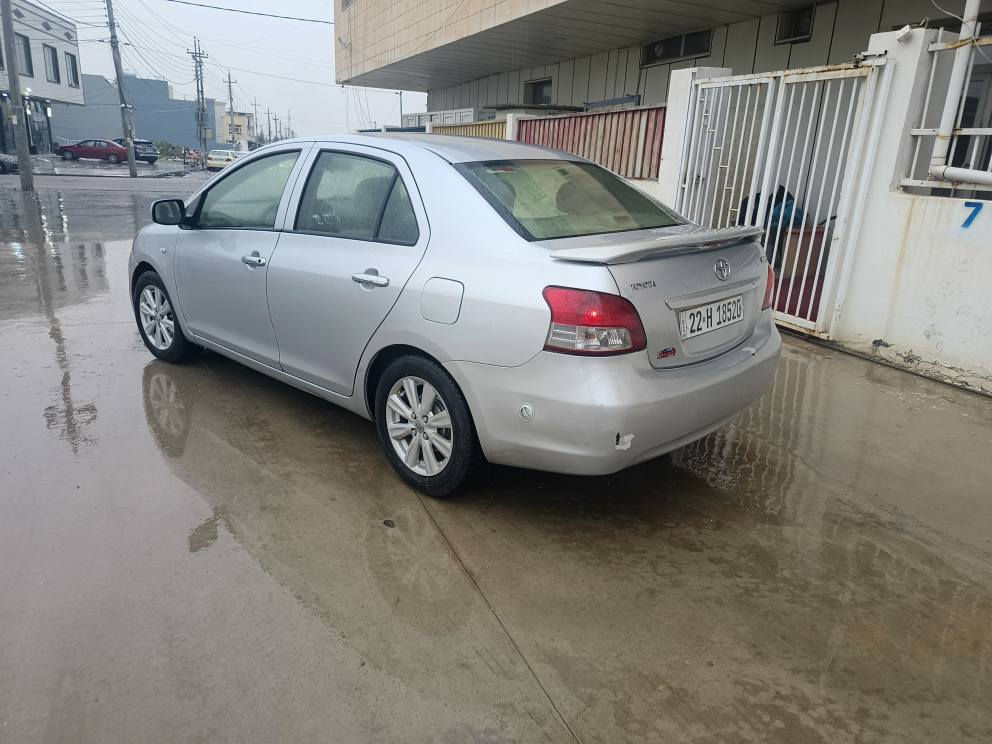Toyota yaris 2013 
‎     ( سعری : 95 مەجالەکی کەم  ) 
‎
‎تۆیۆتا یارس ، بێ سبوخ
‎مۆدیل : 2013
‎دەبل گێچ ، دوو جام کارەبا 
‎154هەزار ڕۆیشتیە  
‎بێ بۆیاخ بێ لێدران 
‎ڕەقەم  هەزا نوێیە 
‎گێرو مەکینە ، تەبرید ساردو ، گەرم بەشەرت 
‎یەک دینار مەسروفی نیە 
‎شوێن هەولێر 
‎ ( ڕەقەم تەلەفۆن : *********** )
‎           (   وەتسئاپ و ڤایبەر ) أربيل, العراق
