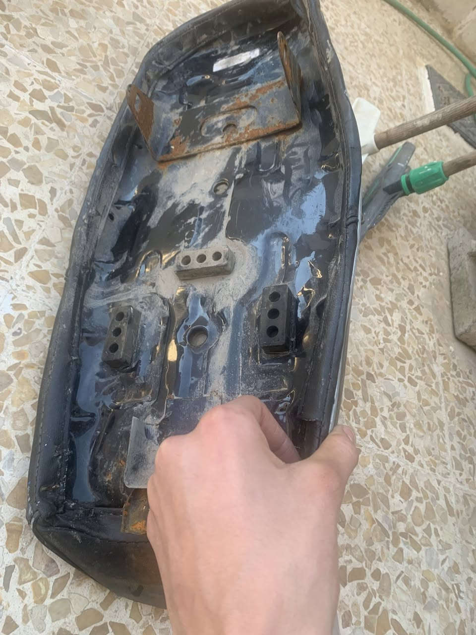 للبيع تانكي وكشن ٣٠ الف وبيهم مجال بسيط +دبلات خلفي السعر ١٠ وبيهم مجال بسيط + تعلاكه خلفيه حلو السعر ٨ شراي تعال خاص مكاني حي التحرير


**إذا كنت صاحب هذا الإعلان وتريد حذفه لأي سبب، رجاءا أرسل رسالة إلى الدعم الفني**