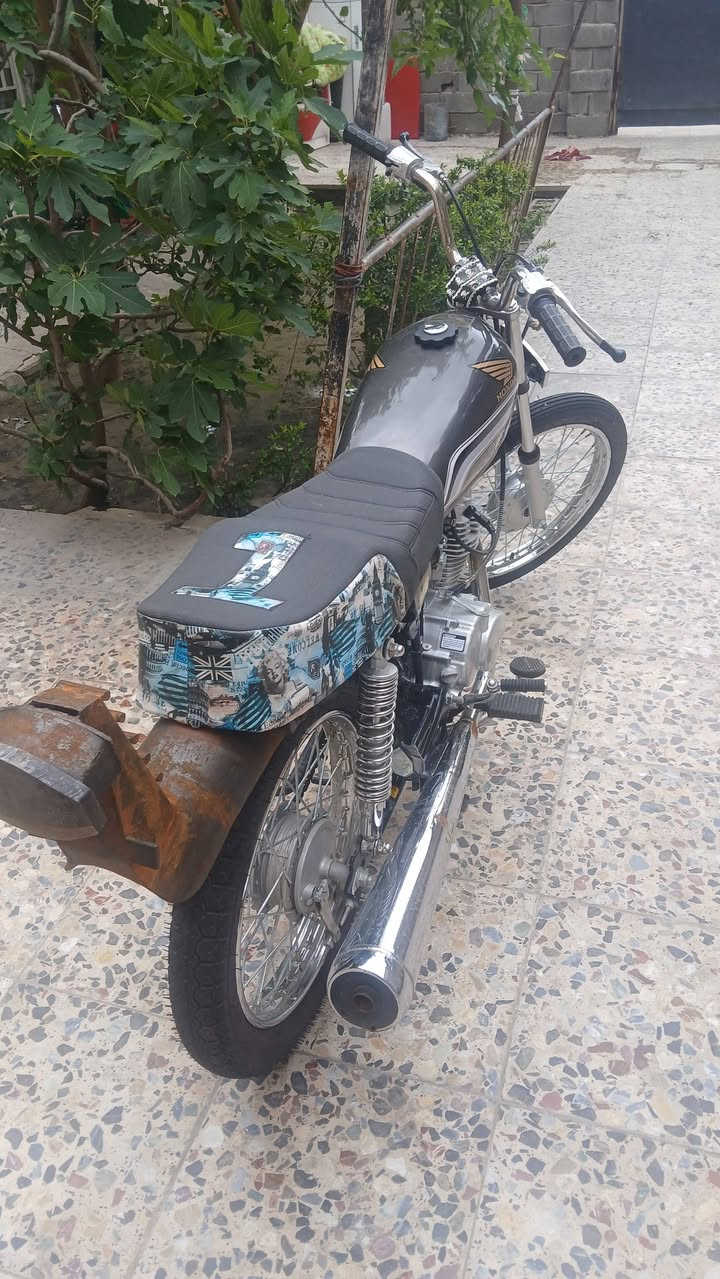 سلام عليكم نامه شلامجه تعمير جديد دراجه كفاله ترايك البصره السعر 700 وبيه مجال مكاني بغداد مدينه الصدر رقمي *********** ما اجوب عله تعليق بس عله الوساب
