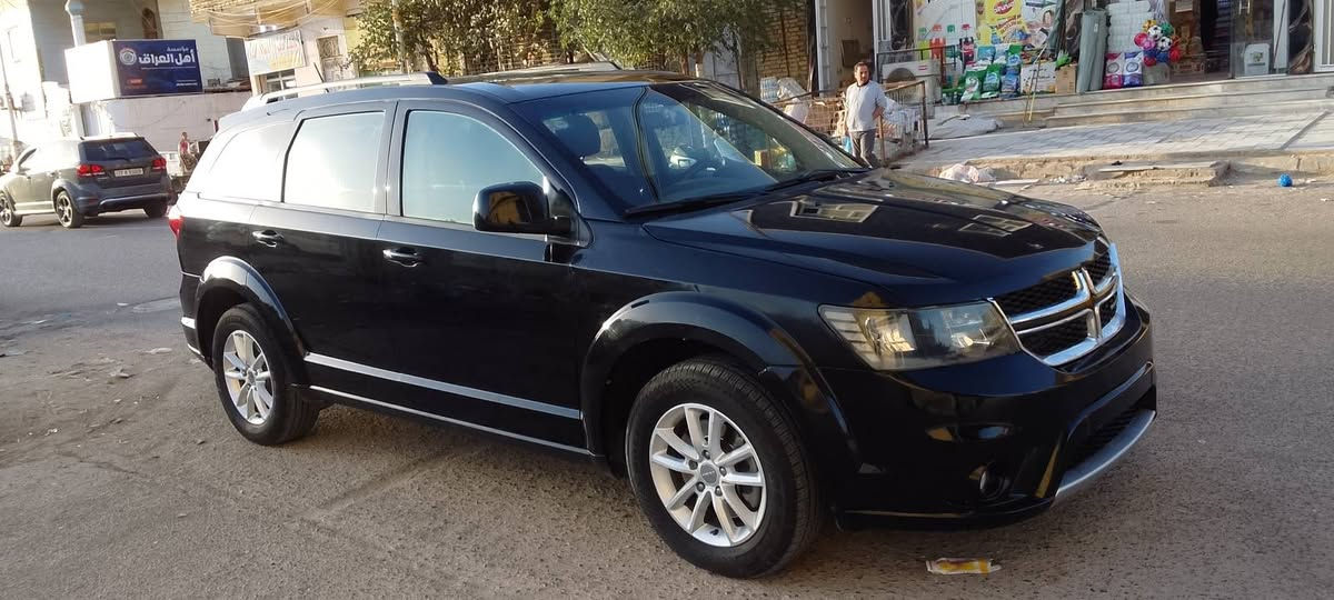 سلام عليكم دوج جورني موديل 2017 سته سلندر سبعه راكب ثلاث قطع تبريد مكينه وكير وحداديه مكفولات  حادث فقط بنبد مبدل تخم تاير SXT سياره حلوه مال جناي جديده وحلوه وجاهزه المكان الناصريه الاستفسار هذا الرقم ***********
